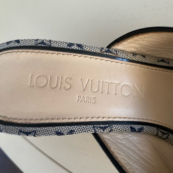 AUTH LOUIS VUITTON wedge slides - Picture 11 of 12